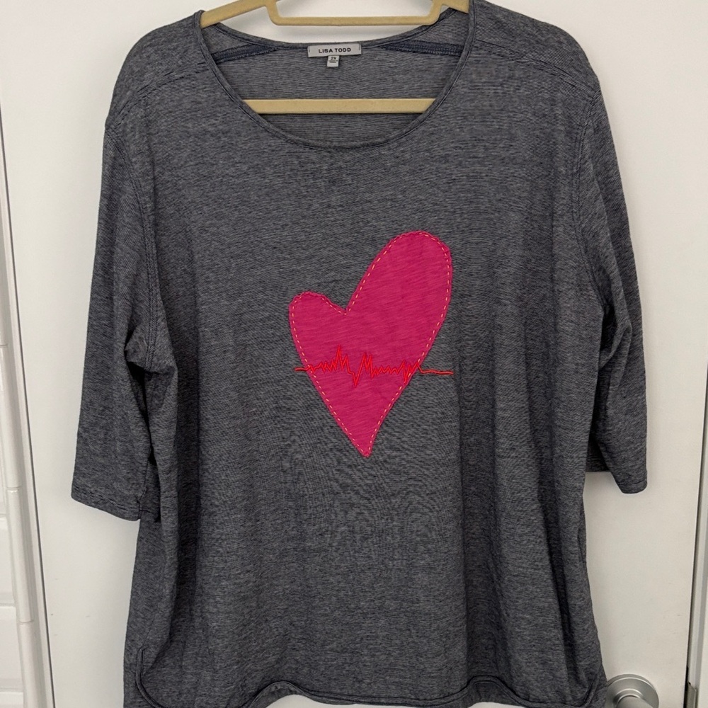 Lisa Todd Gray‎ Short Sleeve 100% Pima Cotton T-Shirt Pink Heart Appliqué SZ 2X